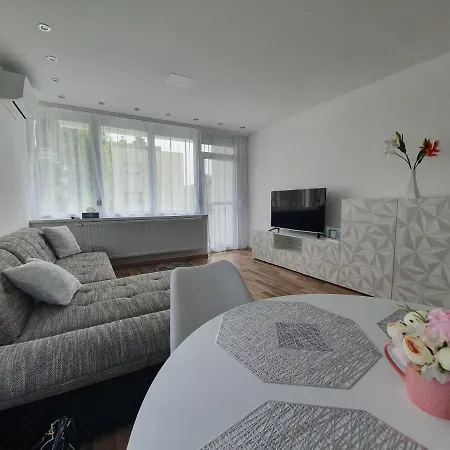Mátrix apartman Bekescsaba Esterno foto