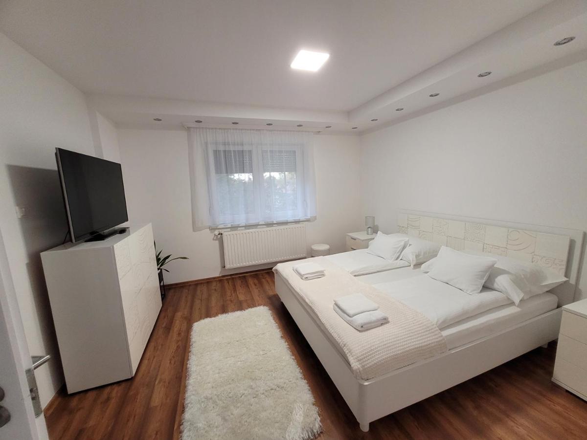 Apartment Matrix